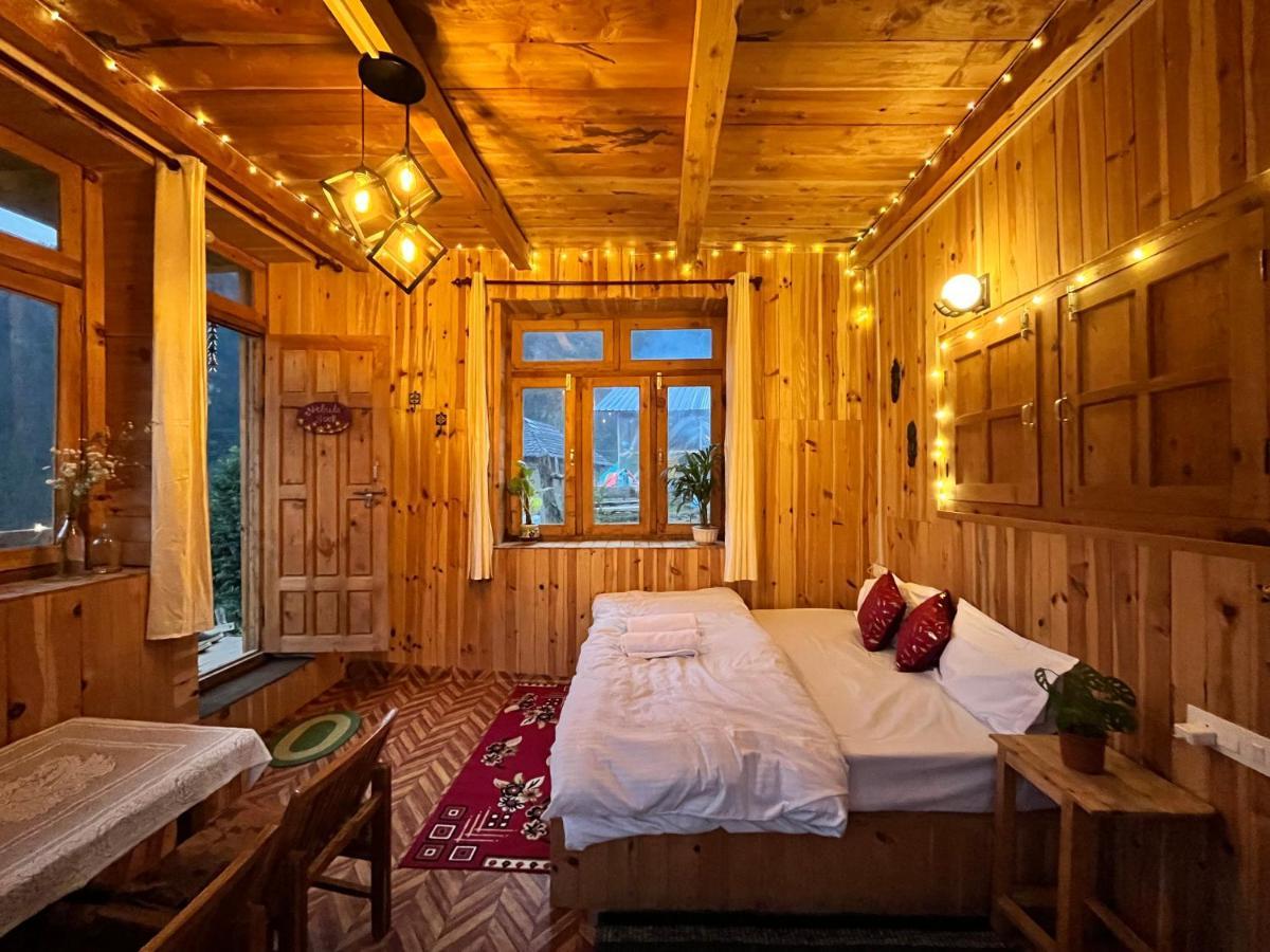 Nebula Nook Cottages Jibhi Exterior photo